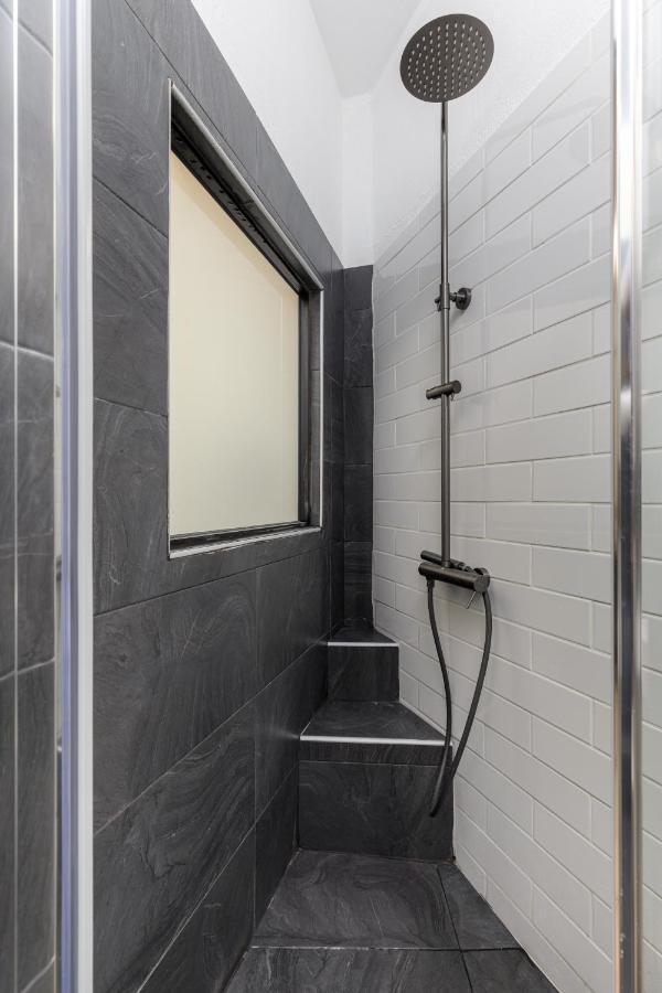 Stylish And Modern Studio - Miltos Thessalonique Extérieur photo